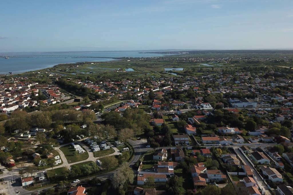 Les Amareyeurs - Ile D'Oleron - Maison Classee 3 Etoiles Avec Piscine - Clim - Velos Le Chateau d'Oleron Bagian luar foto